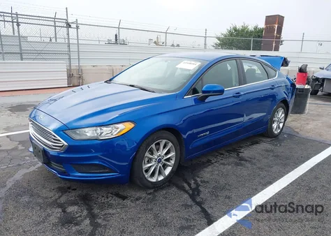 2017 Ford Fusion Hybrid Se из США, поврежденный, VIN 3FA6P0LU4HR313705